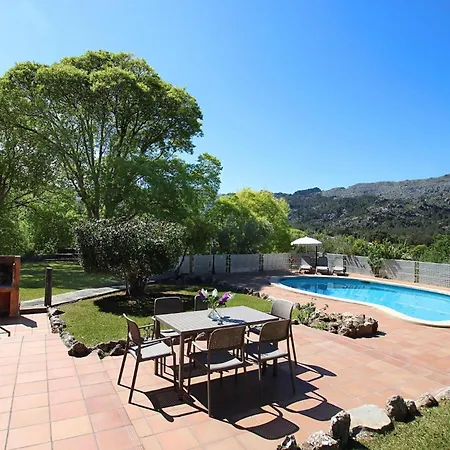 Casa Porqueres Villa